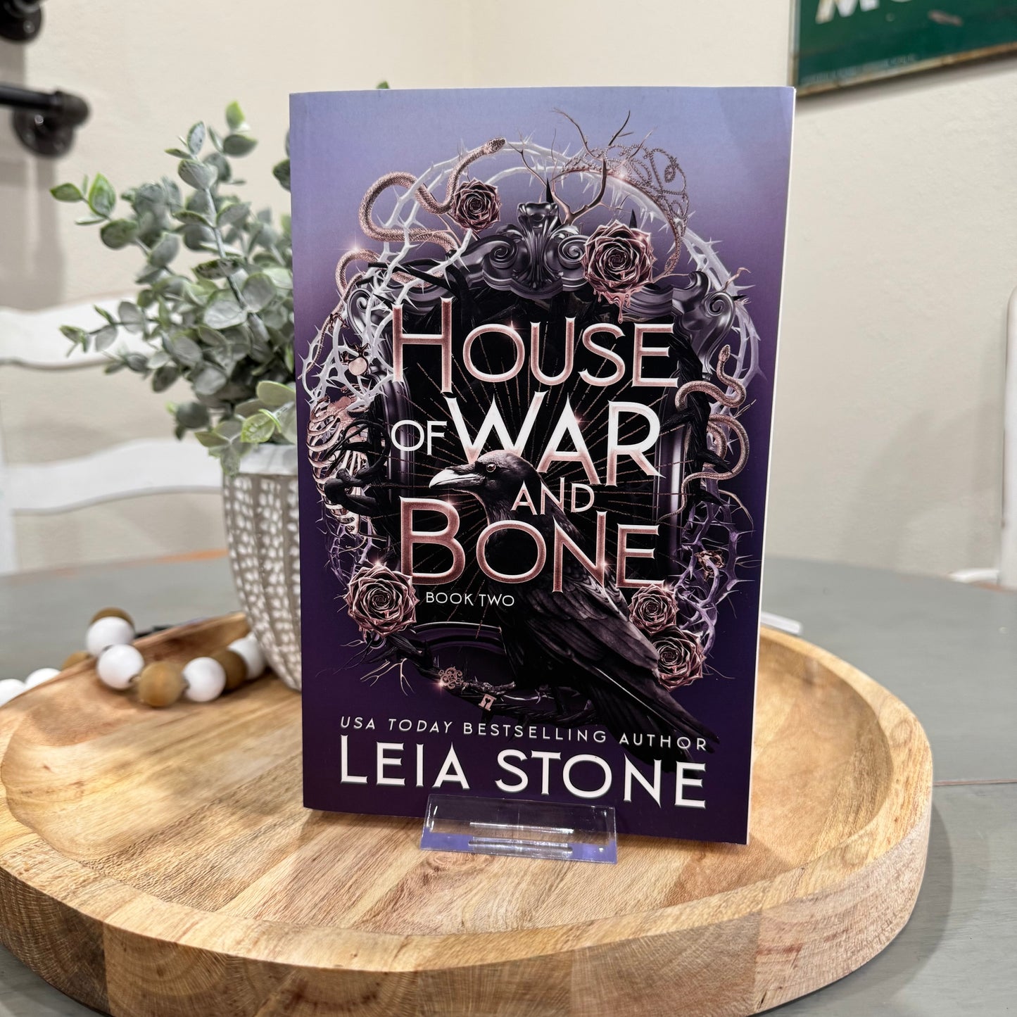 House of war and Bone Gilded City Book 2 #2 Leia Stone 